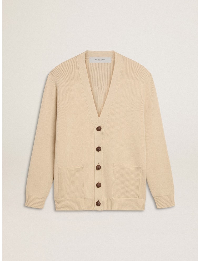 Cardigan da uomo di colore beige con scritta 'Golden' sul retro