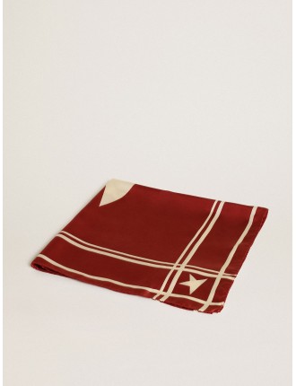 Foulard rosso con righe e stelle bianche a contrasto