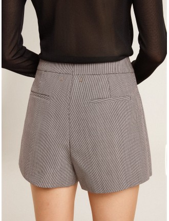 Mini shorts da donna di colore grigio in lana pied de poule