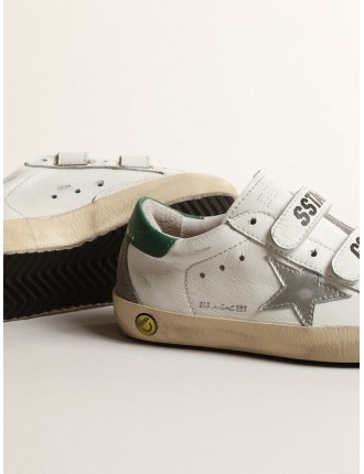 Old School Young con stella in pelle laminata e talloncino verde