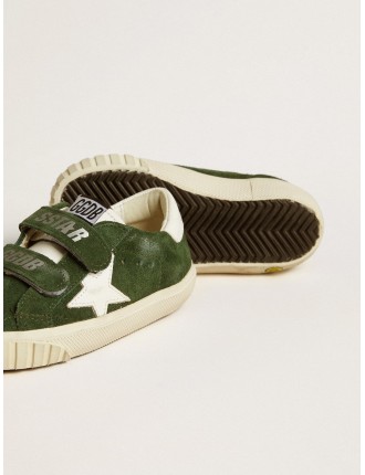 Old School Young in suede verde con stella e talloncino in pelle bianca