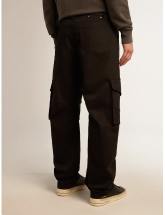 Pantalone cargo di colore nero