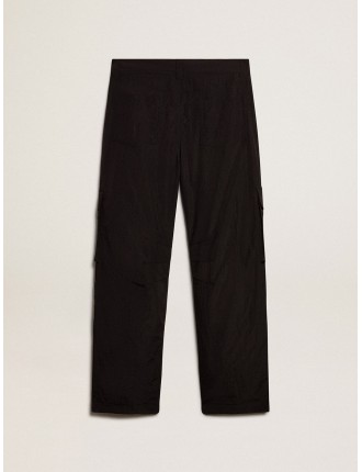 Pantalone cargo in ripstop nylon di colore nero