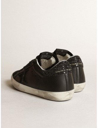 Super-Star Donna in nappa nera con stella in suede nero e talloncino in glitter neri