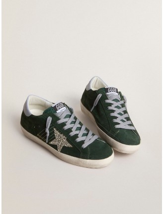 Super-Star Donna in suede verde con stella in glitter argento e talloncino in pelle