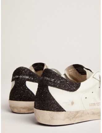 Super-Star in nappa con stella in glitter oro e talloncino in glitter nero