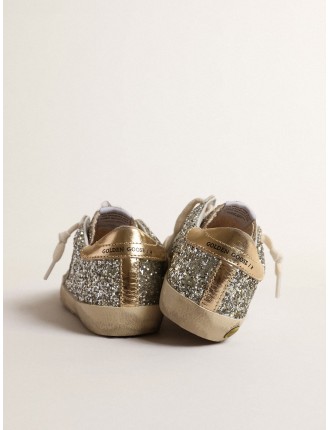 Super-Star Junior in glitter con stella in suede e talloncino oro