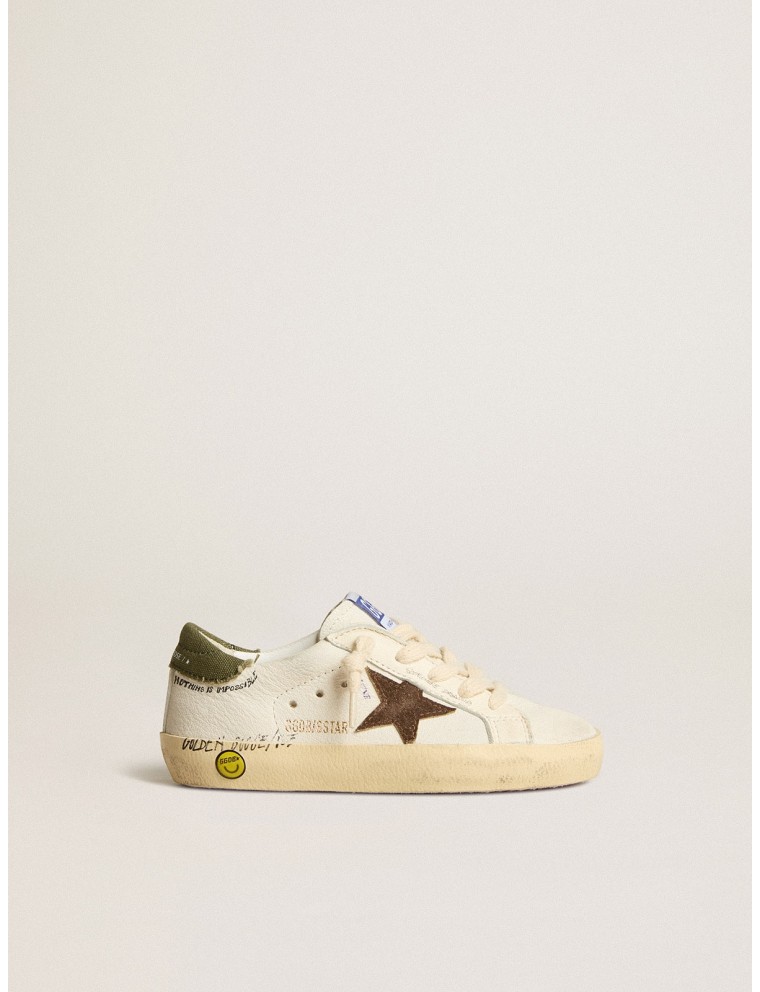 Super-Star Junior in nappa con stella in suede e talloncino verde