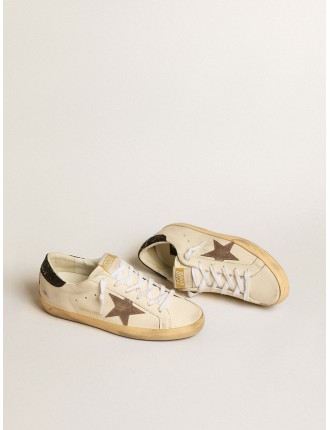 Super-Star LTD con stella in pelle laminata e talloncino in glitter neri