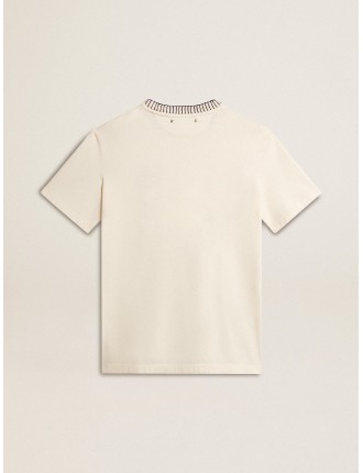 T-shirt da donna in cotone color bianco vissuto con ricami a mano